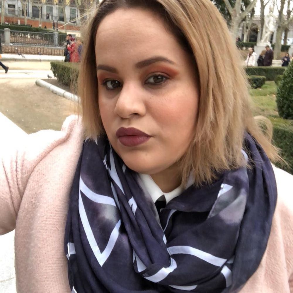 Meet your Posher, Karina